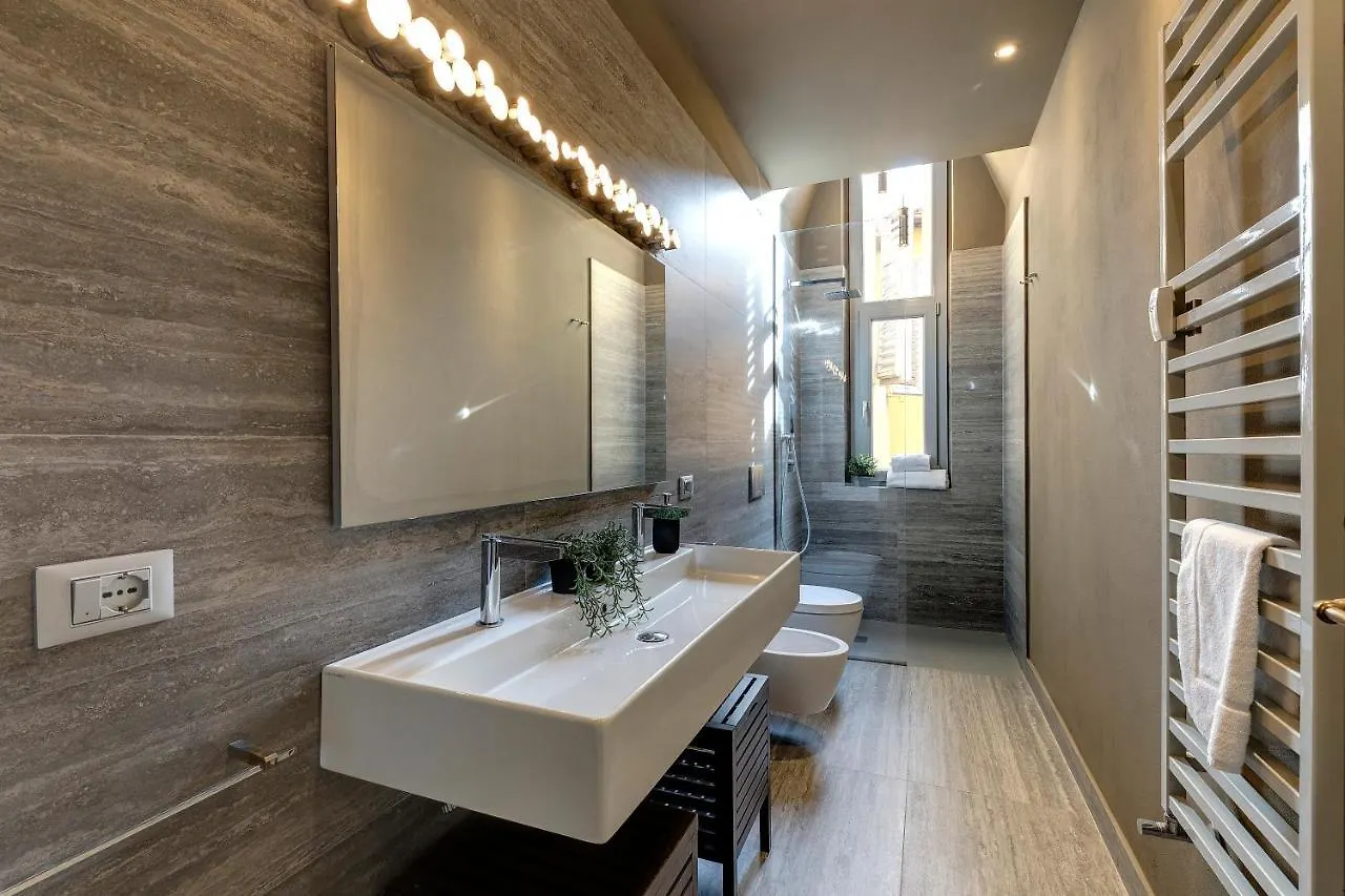 Frida Luxury Apartment By Mamo Florencia