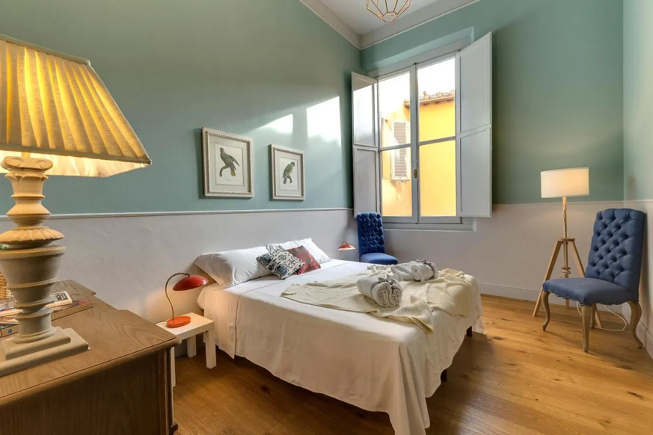 Frida Luxury Apartment By Mamo Florencia